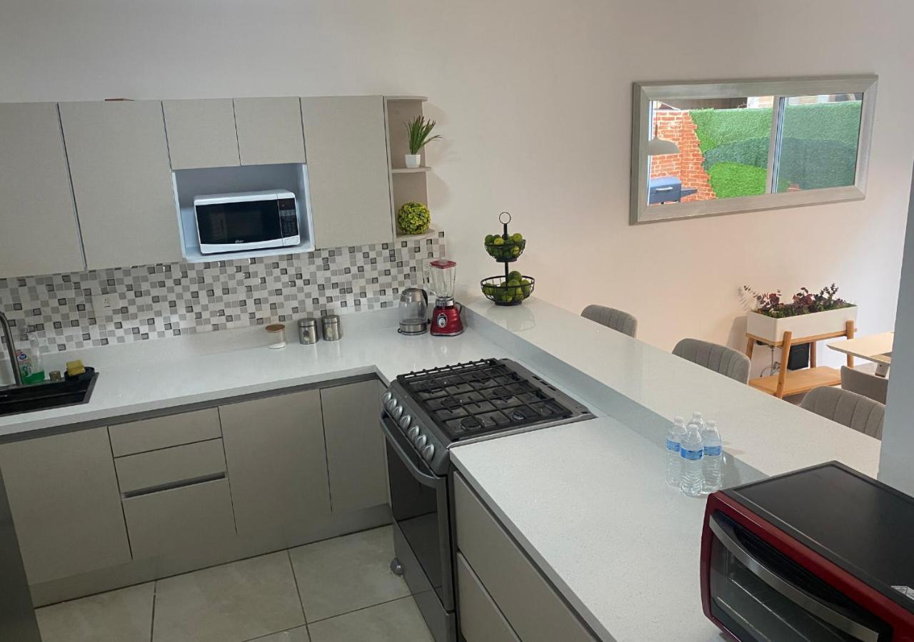 Casa Familiar En Condominio Privado Cerca De Playa Cancún Eksteriør billede